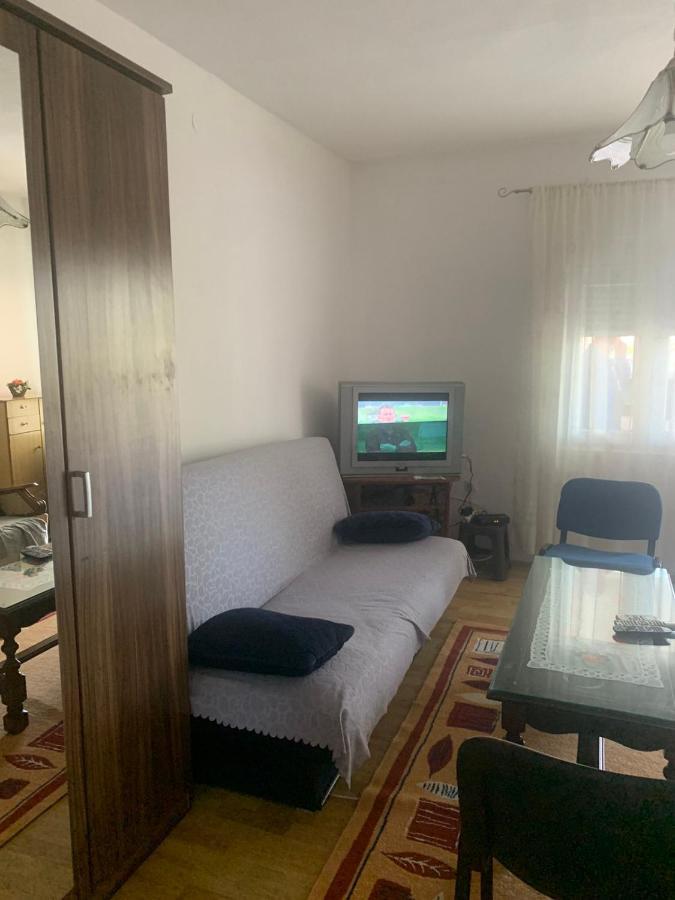 Nikola Studio Podgorica Buitenkant foto